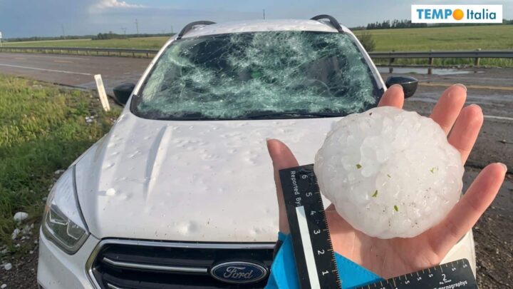 Grandine devastante sulle auto. Come prevenire i danni